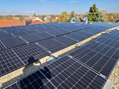 Jüllich Glas Solar napelem Székesfehérvár